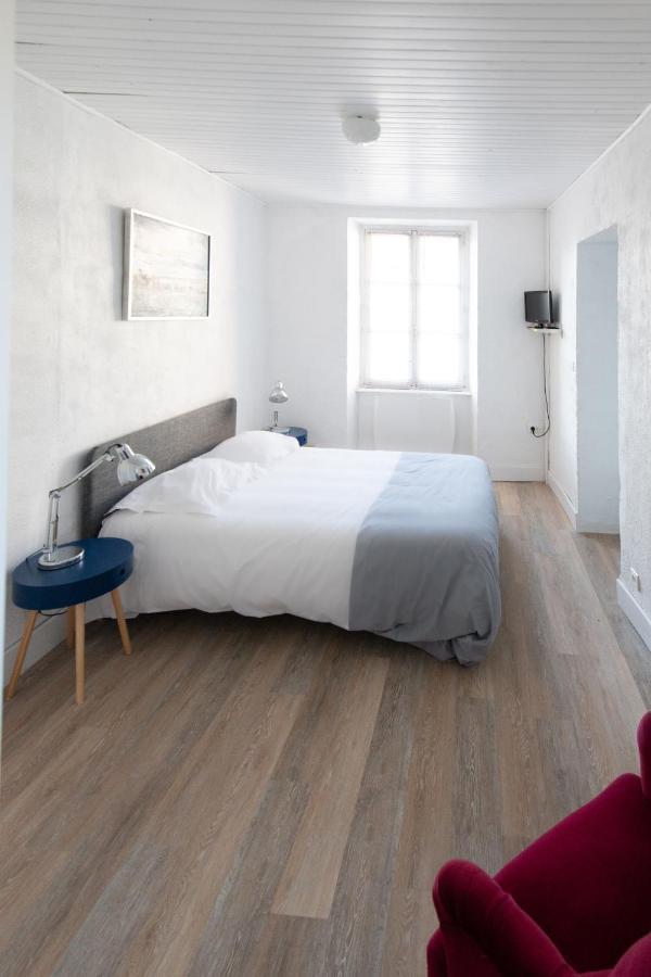 Les Chambres De Lourmel Pontivy Eksteriør billede
