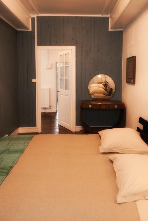 Les Chambres De Lourmel Pontivy Eksteriør billede